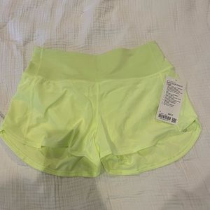 Lululemon High Rise Speed Up 4” Short size 8